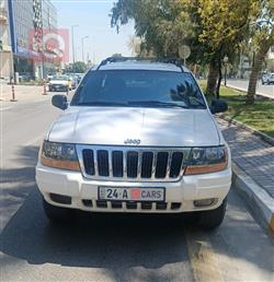 جیپ گراند شیرۆکی
